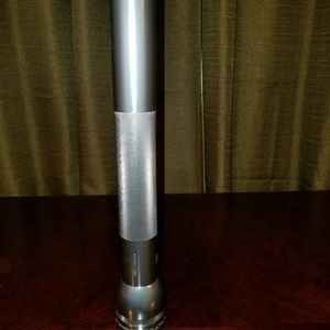 MAGLITE flush light 3 D batteries